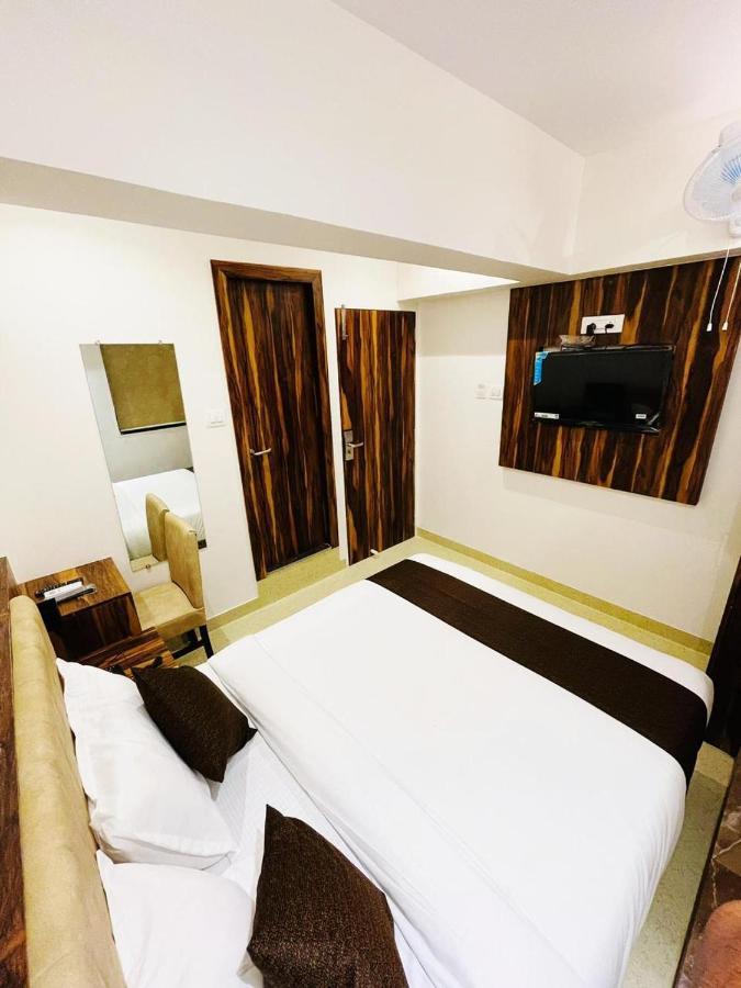 Hotel Hilton Suites Mumbai Exteriör bild